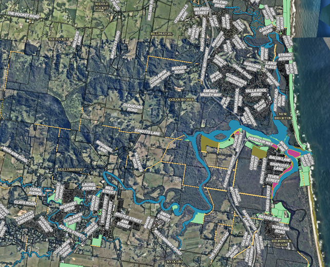 Title: Crown waterways in north Byron shire - Description: Map showing examples of Crown waterways in the north of the shire around Ocean Shores.