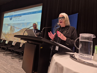 Mayor Phyllis Miller OAM and Mayor Firman paid tribute to Forbes Shire GM Mr. Steve Loane OAM, who has served the Local Government sector for decades